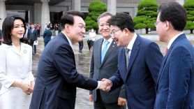 특사 뛰는 '핵관' 장제원·권성동…그뒤엔 尹의 원전 특명