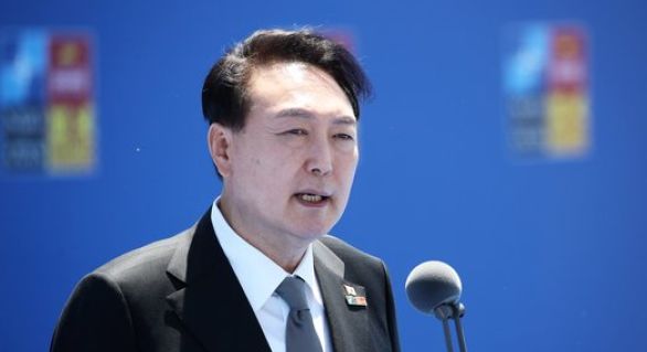 "강력한 비핵화 의지 보여야"
尹대통령, 韓정상 첫 나토연설