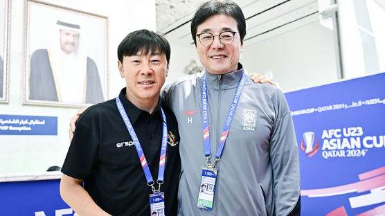 "인니 희생양 된 한국, 경기장선 신태용 연호" AFC도 조명
