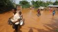 케냐 댐 무너져 최소 42명 사망…한달째 폭우, 100명 이상 숨졌다